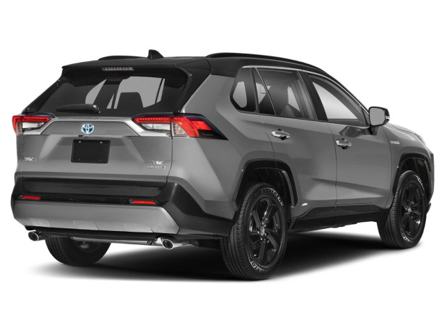 2022 Toyota RAV4 in Cars & Trucks in Penticton - Image 3