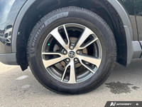*2018 Toyota RAV4 LE FWD | Toyota Safety Sense | Award-Winning Value* Awarded by KBB.com for Best Re... (image 8)