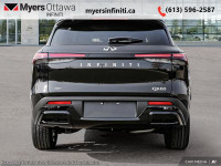Leather Seats! A smooth ride, a nicely appointed interior, and an easy-access third row highlight th... (image 4)