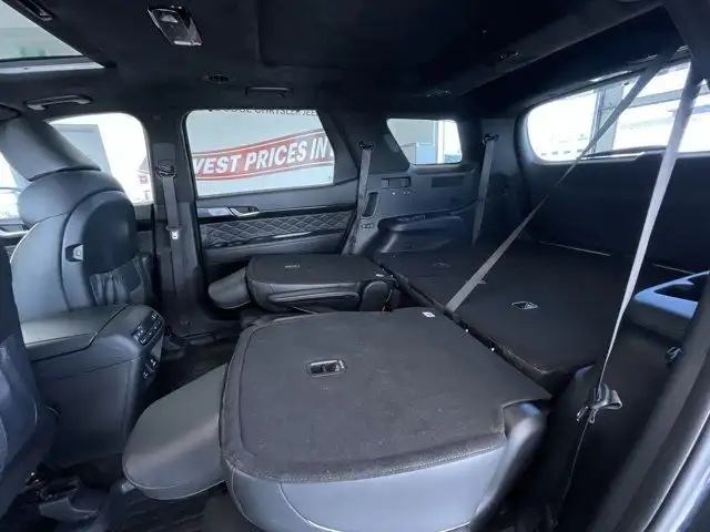 2021 Hyundai Palisade Ultimate Calligraphy | AWD | 7 Passenger in Cars & Trucks in Prince George - Image 27