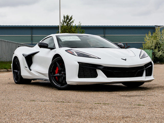 2025 Chevrolet Corvette E-Ray in Cars & Trucks in Strathcona County - Image 2