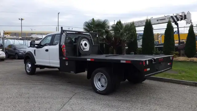 2019 ford F-550 11 Foot Flat Deck 4WD in Heavy Trucks in Richmond - Image 7