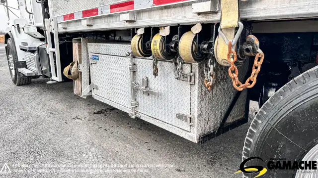 2019 WESTERN STAR 4700SB CRANE TRUCK WITH PLATFORM in Heavy Trucks in Chilliwack - Image 11