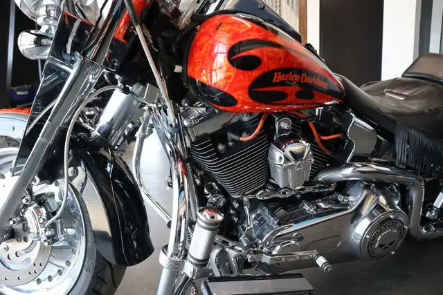 2010 Harley-Davidson FLSTF - Softail Fat Boy in Street, Cruisers & Choppers in Strathcona County - Image 17