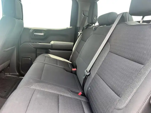 2022 Chevrolet Silverado 1500 Custom Custom 4x4 Crew Cab | La... in Cars & Trucks in Saint John - Image 12