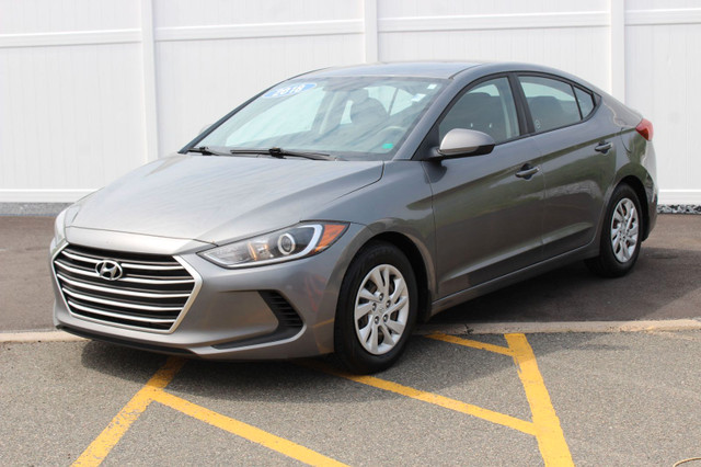 2018 Hyundai Elantra LE | USB | HtdSeats | Bluetooth | Keyless | in Cars & Trucks in Saint John - Image 4