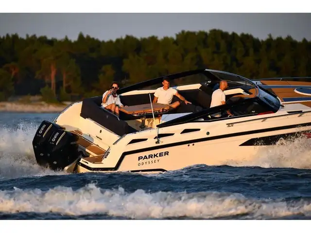 2025 Parker 910 ODYSSEY in Powerboats & Motorboats in Québec City - Image 12