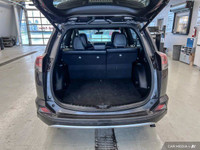 Variable Intermittent Wipers, Valet Function, Trunk/Hatch Auto-Latch, Trip Computer, Transmission: 6... (image 9)