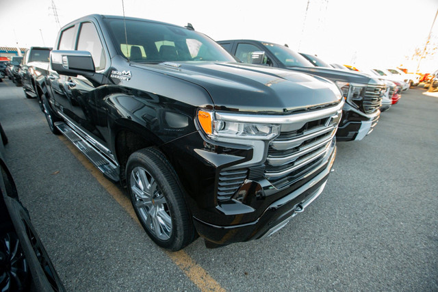 2024 Chevrolet Silverado 1500 High Country TOIT OUVRANT in Cars & Trucks in Longueuil / South Shore - Image 3