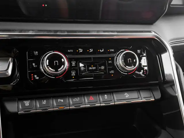 2025 GMC Sierra 3500HD Denali Ultimate dans Autos et camions dans Comté de Strathcona - Image 28