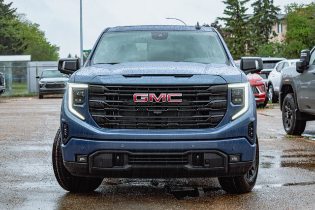 2025 GMC Sierra 1500 Elevation Crew 4WD in Cars & Trucks in Edmonton - Image 3