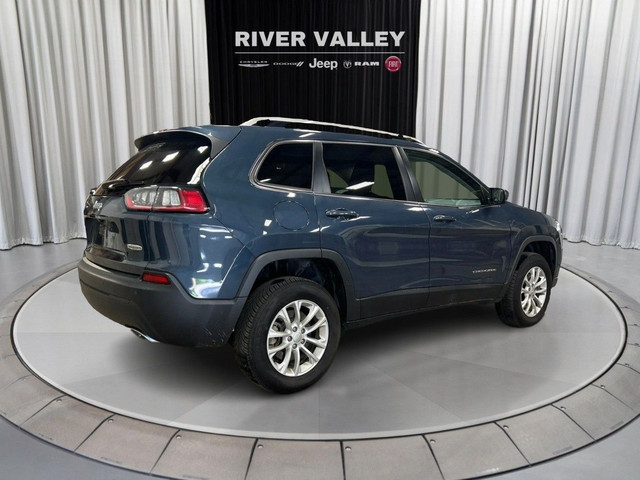 2020 Jeep Cherokee in Cars & Trucks in Strathcona County - Image 3