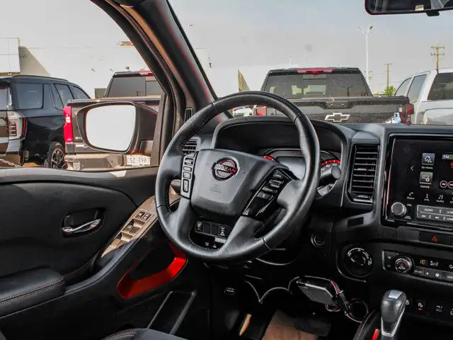 2023 Nissan Frontier PRO-4X 3.8L dans Autos et camions dans Ville d’Edmonton - Image 19