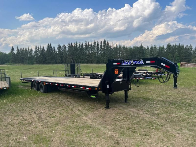 2024 Load Trail 102''X 40' LOW-PRO GOOSE W/ 9' HYD DOVE TAIL AND in Cargo & Utility Trailers in Strathcona County