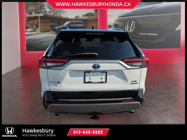 2020 Toyota RAV4 hybride XLE TI for sale dans Autos et camions  à Ottawa - Image 3