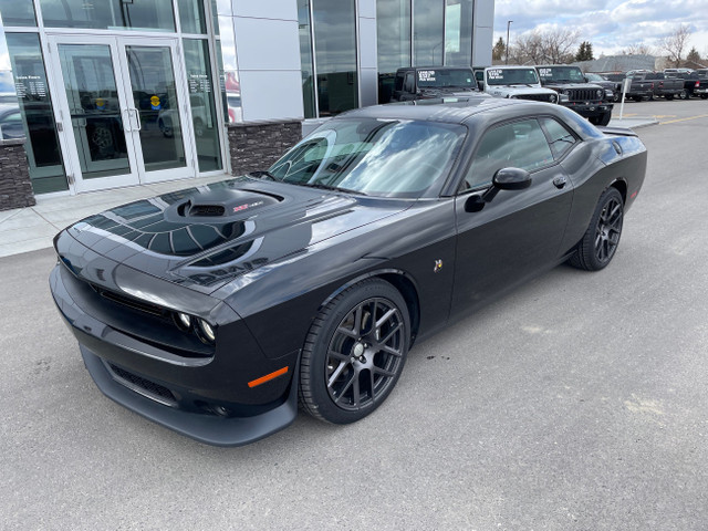 2016 Dodge Challenger R/T Scat Pack 6.4L V8 SRT HEMI | R/T SH... in Cars & Trucks in Lethbridge - Image 2