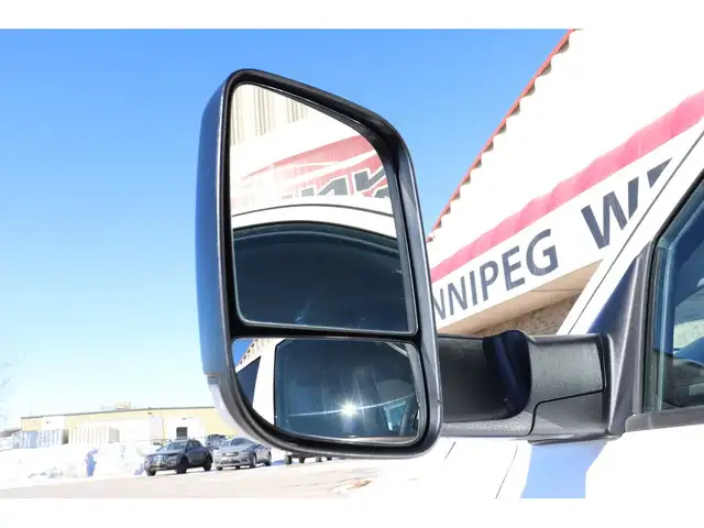 2015 Dodge RAM 4500 CREW DUALLY 6.7L CUMMINS 4X4, SERVICE BODY & in Cargo & Utility Trailers in Winnipeg - Image 26