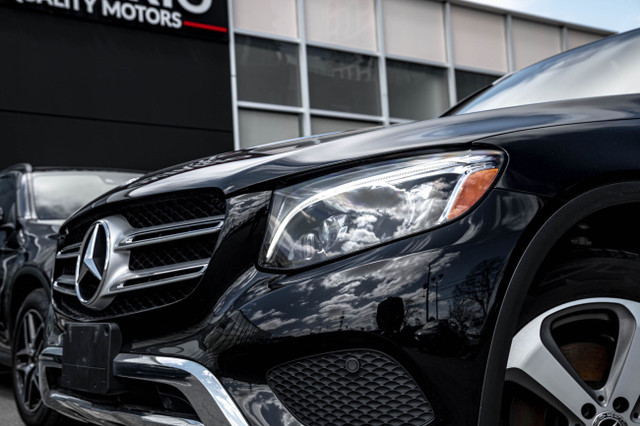 2021 Mercedes-Benz GLC-class GLC 300 4MATIC SUV in Cars & Trucks in Mississauga / Peel Region - Image 3