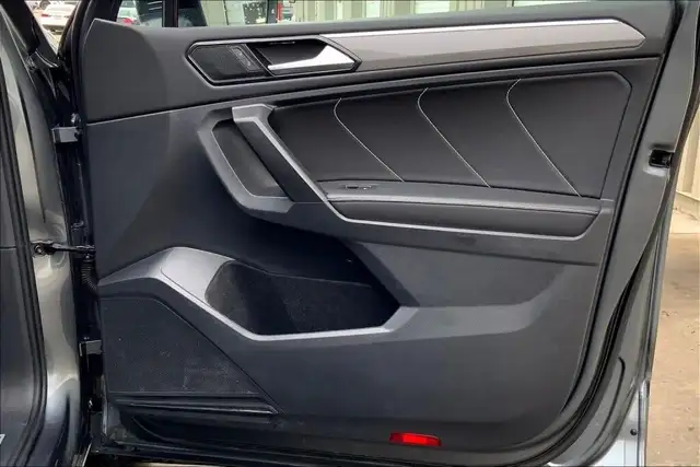 2022 Volkswagen Tiguan COMFORTLINE R-L AWD in Cars & Trucks in Strathcona County - Image 23