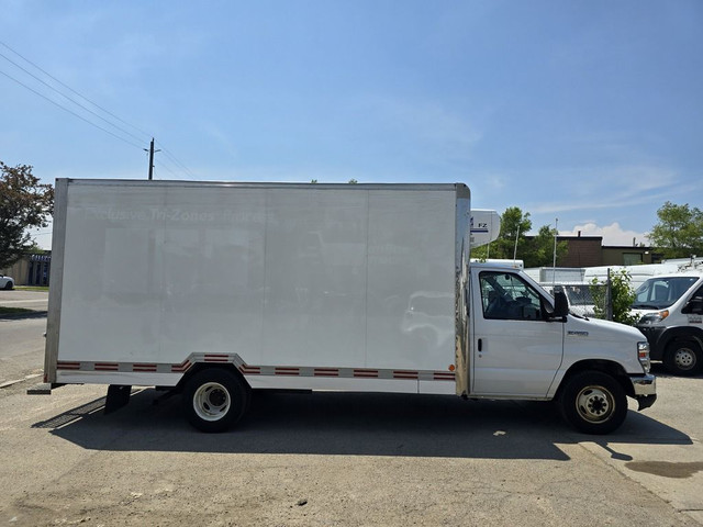 2019 Ford E-450 E-450 - 14Ft - Dual Zone Reefer - Zanotti FZ 248 in Cars & Trucks in City of Toronto - Image 4