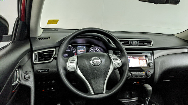 2016 Nissan Rogue SV in Cars & Trucks in Lethbridge - Image 3