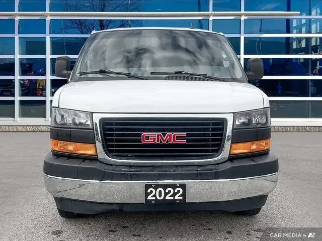 2022 GMC Savana Cargo Van CARGO | 6.6L V8 | A/C | Cruise | Park in Cars & Trucks in Guelph - Image 10