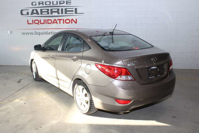 2013 Hyundai Accent GLS 4-Door in Cars & Trucks in City of Montréal - Image 3