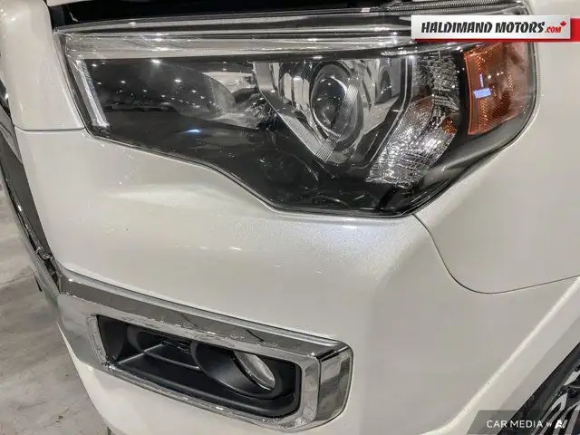 2019 Toyota 4Runner LIMITED in Cars & Trucks in Hamilton - Image 12