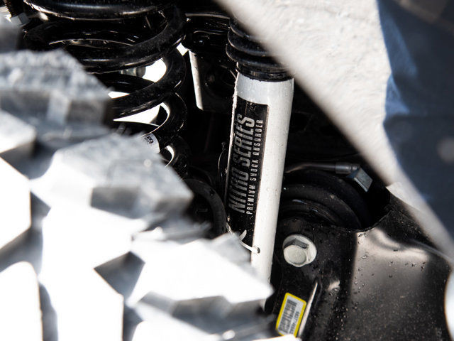 2025 Ram 3500 Limited, 37 Inch Tires, Warn Winch, 2 Inch Lift in Cars & Trucks in Calgary - Image 3