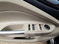 This 2017 Ford Escape SE EcoBoost offers exceptional comfort and reliability with low kilometers and... (image 9)