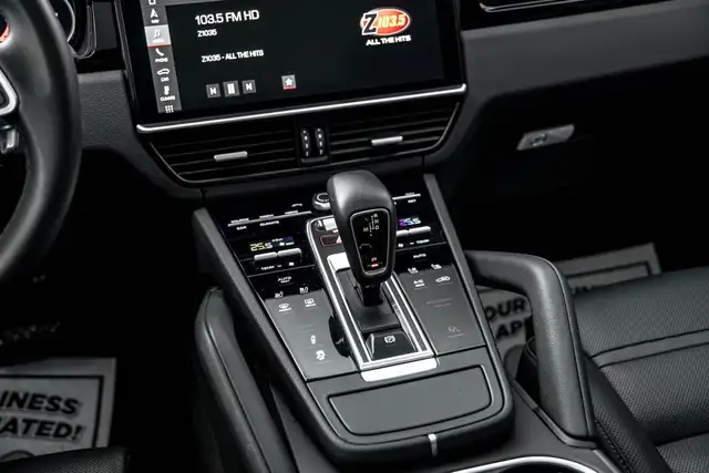 2021 Porsche Cayenne AWD COUPE PANO SPORT PKG NAVI 360 CAM dans Autos et camions dans Ville de Toronto - Image 24