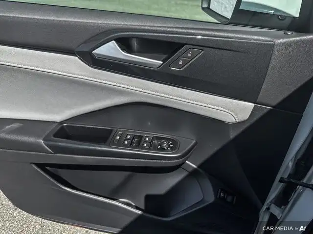 2022 Volkswagen Taos Highline dans Autos et camions dans Abbotsford - Image 22