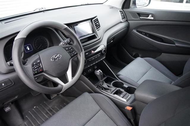 2018 Hyundai Tucson FWD 2.0L SE in Cars & Trucks in Calgary - Image 4