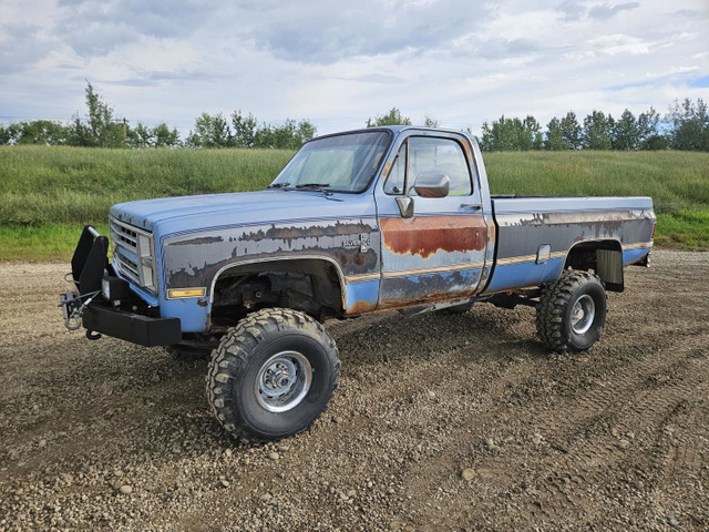 1986 Chevrolet Silverado 10 in Cars & Trucks in Edmonton