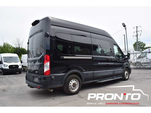 2022 Ford Transit Passenger Wagon 15 PASSAGERS ** AWD ** Garanti in Cars & Trucks in Laval / North Shore - Image 3