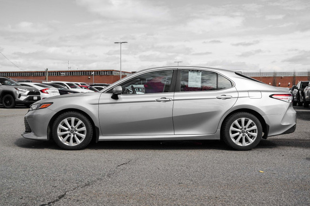 2019 Toyota Camry LE SPÉCIAL AVRIL!!!  BAS KM ! TOYOTA CERTIFIE  in Cars & Trucks in City of Montréal - Image 3