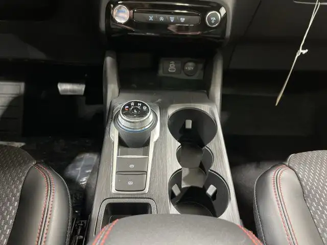 2025 Ford Escape ST-Line - 300A in Cars & Trucks in Strathcona County - Image 23