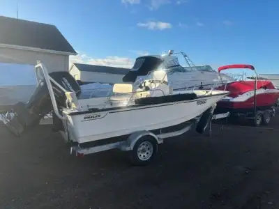 This lightly used 2024 17 Montauk has the following options rear seat pkg, Bow cushion, Console Cove...