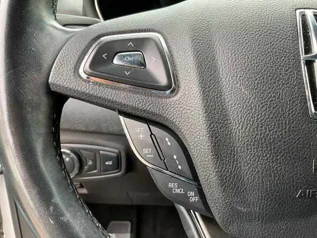 2016 Lincoln MKC Reserve AWD - LEATHER! NAV! BACK-UP CAM! BSM! in Cars & Trucks in Kitchener / Waterloo - Image 21