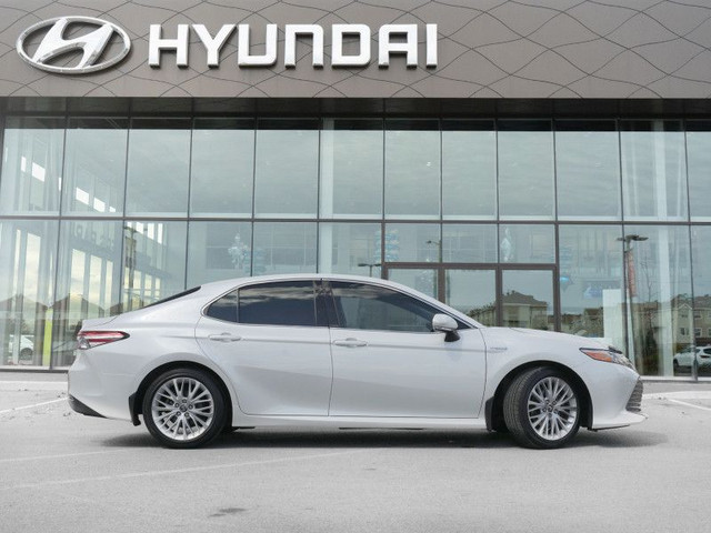 2018 Toyota Camry Hybrid XLE - Navigation - Sunroof - $230 B/W in Cars & Trucks in Ottawa - Image 2