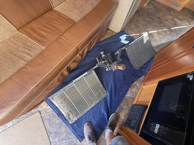 2014 KZ MXT 160 Toy Hauler in Travel Trailers & Campers in St. Albert - Image 21