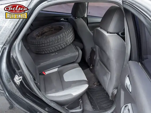 2014 Ford Focus in Cars & Trucks in London - Image 19
