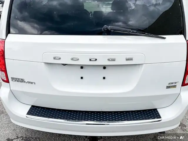 2019 Dodge Grand Caravan GT LEATHER | HEATED SEATS | HEATED S... in Cars & Trucks in London - Image 10