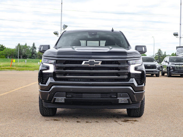 2025 Chevrolet Silverado 1500 High Country in Cars & Trucks in Edmonton - Image 3