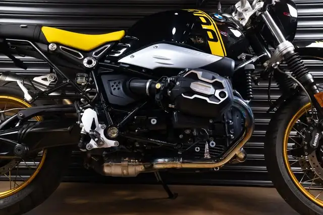 2021 BMW R NINET URBAN 1200CC-BLACK! in Street, Cruisers & Choppers in Edmonton - Image 5