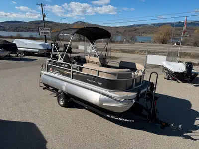 Party Barge 16 DLX - Best Pontoon Boat $46,995 -$2,000 [ SUNCHECK CASH ] $44,995 or $178 BWKLY *Offe...