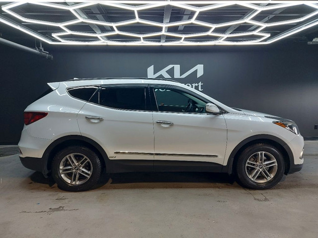2018 Hyundai Santa Fe Sport JAMAIS ACCIDENTÉ BAS KILO TOIT PANOR in Cars & Trucks in Laval / North Shore - Image 2