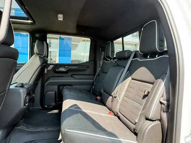 2023 GMC Sierra 1500 AT4X 6.2L V8 WITH REMOTE START/ENTRY, SU... in Cars & Trucks in Ottawa - Image 15