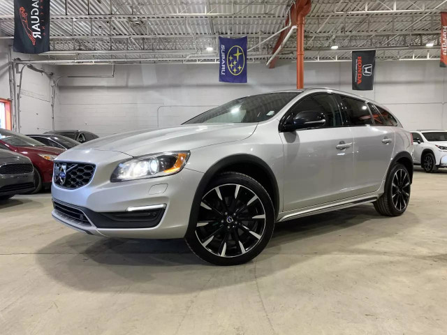 2018 VOLVO V60 Cross Country T5 dans Autos et camions  à Ville de Montréal - Image 2