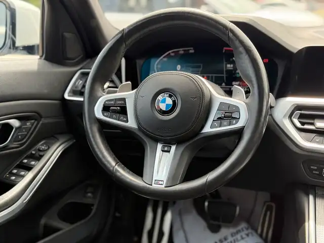 2019 BMW 3-Series //M SPORT | SUNROOF | HEAD UP DISPLAY in Cars & Trucks in City of Toronto - Image 19